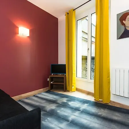 1 Bedroom Central